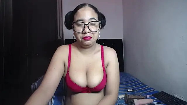 Kristynsmith online show from September 20, 2025, 3:44 am