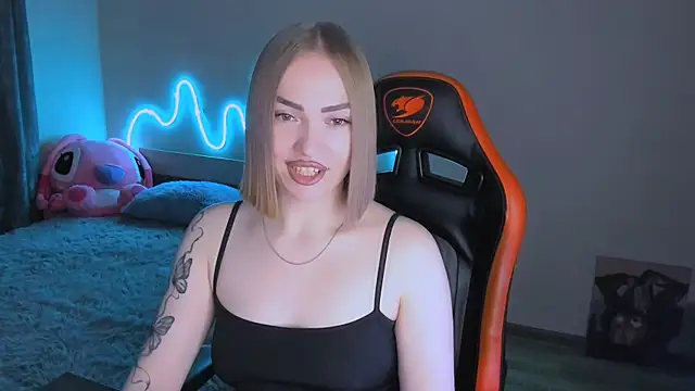 Snapshot of LaraKrein_lk chatting on April 9, 2026, 5:52 pm LaraKrein lk online show from April 9, 2026, 5:52 pm