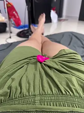 sharon-Hanna online show from January 6, 2026, 1:15 pm