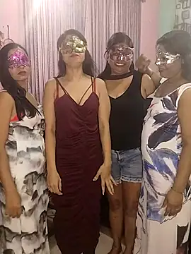 Snapshot of Sexy_anaamika chatting on November 30, 2025, 6:25 am Sexy anaamika online show from November 30, 2025, 6:25 am