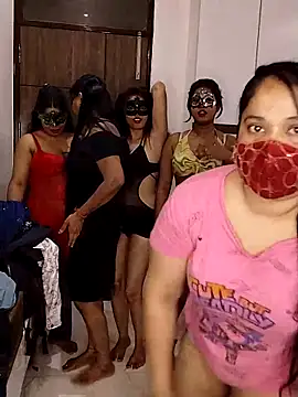 Snapshot of Sexy_anaamika chatting on May 3, 2026, 7:13 am Sexy anaamika online show from May 3, 2026, 7:13 am