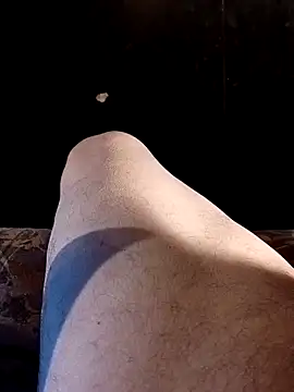 69dagosto online show from November 24, 2025, 9:37 pm