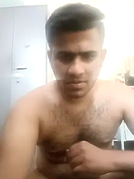 nareshrddd5 online show from October 20, 2025, 2:28 pm