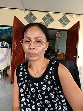 Mama Eva 1 online show from July 2, 2026, 3:23 am