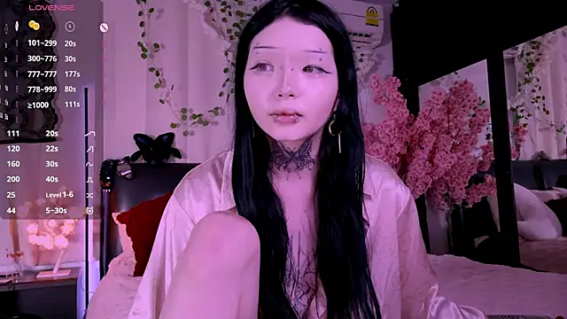 Lein Bone online show from November 10, 2025, 12:15 am