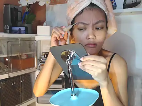 skinny gracie online show from June 28, 2026, 12:06 am