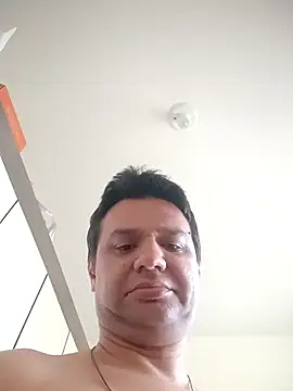 Crocante Hot online show from November 12, 2025, 7:07 pm