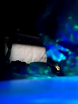 Snapshot of ShawnandDani7074 chatting on December 21, 2025, 4:52 pm ShawnandDani7074 online show from December 21, 2025, 4:52 pm