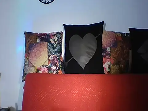 a miss online show from November 21, 2025, 12:20 am