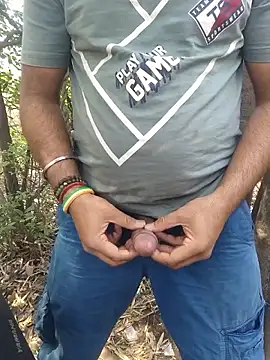 Aeroxx online show from April 1, 2026, 4:36 am