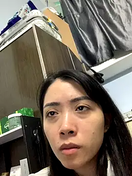 Minee1202 online show from November 19, 2025, 4:18 pm