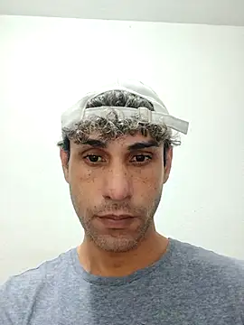 vouserseudono online show from September 21, 2025, 5:01 am