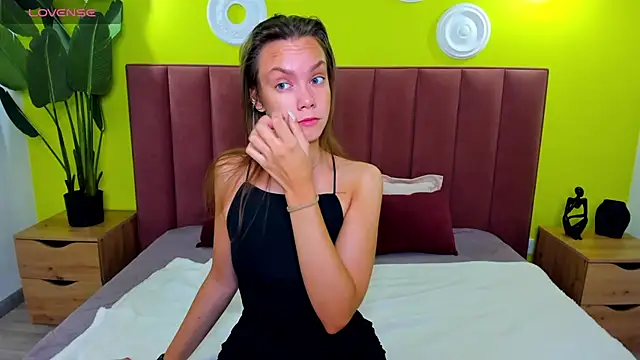 Snapshot of Vickie_Smith chatting on September 12, 2025, 1:28 am Vickie Smith online show from September 12, 2025, 1:28 am