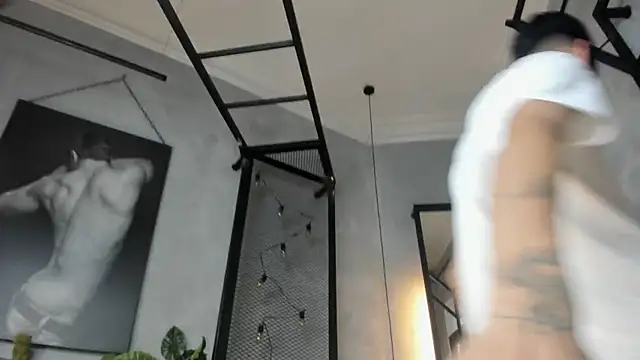 Dani mc1 online show from September 24, 2025, 11:10 pm