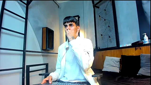 Dani mc1 online show from November 20, 2025, 11:55 am