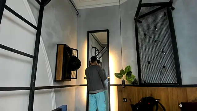 Dani mc1 online show from October 25, 2025, 11:31 am