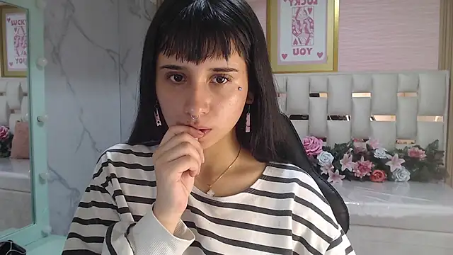 allyssa bellini s online show from December 19, 2025, 8:11 pm