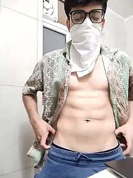 Snapshot of mrmasseur06 chatting on May 25, 2026, 6:50 pm mrmasseur06 online show from May 25, 2026, 6:50 pm