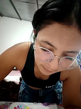 Lily-o online show from December 21, 2025, 10:21 pm