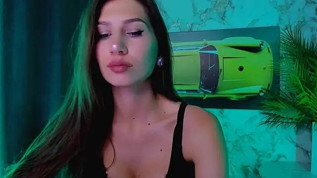 Mollyinyourmind online show from August 5, 2026, 11:10 pm