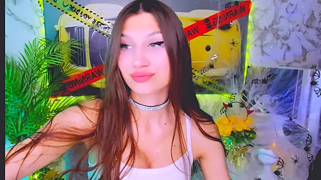 Mollyinyourmind online show from October 28, 2025, 9:14 pm