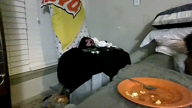 Triggerhappycj100 online show from May 12, 2026, 4:09 am