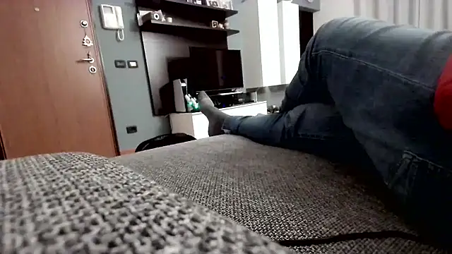 cucciolotto76 online show from November 10, 2025, 8:03 pm