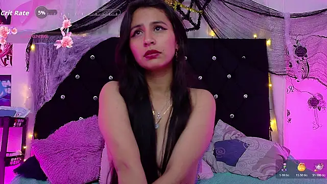 Snapshot of queen_smiley chatting on October 27, 2025, 4:57 am queen smiley online show from October 27, 2025, 4:57 am