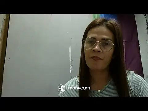 Snapshot of juicycum069 chatting on February 8, 2026, 10:46 am juicycum069 online show from February 8, 2026, 10:46 am