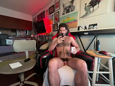 Pupscritch online show from April 14, 2026, 1:49 pm