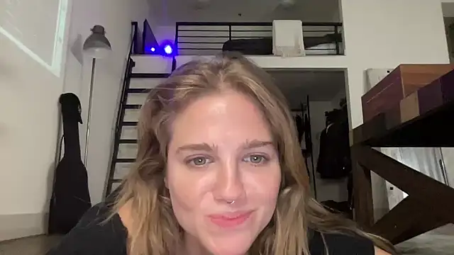 Snapshot of sweetceeme chatting on February 13, 2026, 11:38 pm sweetceeme online show from February 13, 2026, 11:38 pm