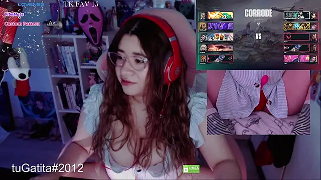 Pink girl0n online show from October 27, 2025, 9:27 pm