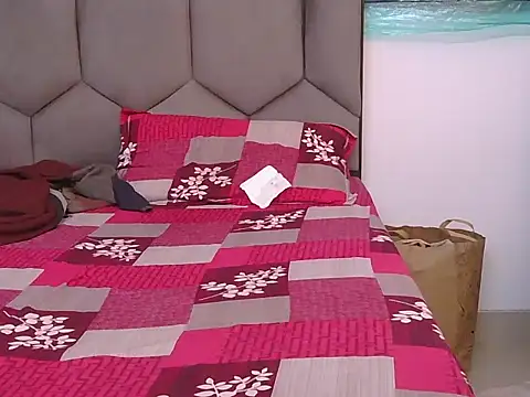 Diyaa Singh online show from April 14, 2026, 5:23 am