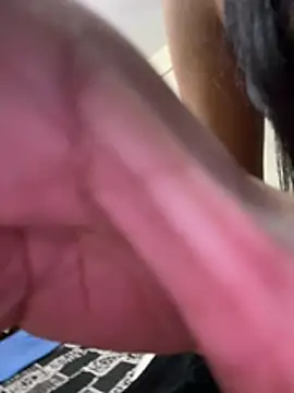 Snapshot of modelnishu chatting on March 5, 2026, 4:25 pm modelnishu online show from March 5, 2026, 4:25 pm