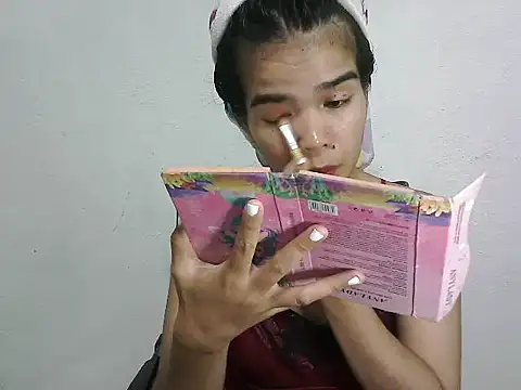 Snapshot of flawless_yue chatting on November 12, 2025, 3:32 am flawless yue online show from November 12, 2025, 3:32 am