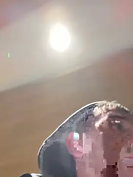 Snapshot of BULLBSX chatting on March 10, 2026, 12:58 am BULLBSX online show from March 10, 2026, 12:58 am