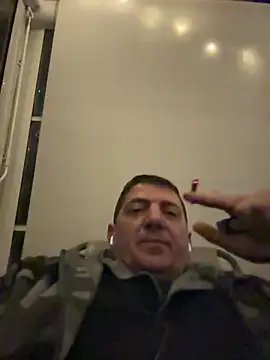 Snapshot of BULLBSX chatting on March 21, 2026, 11:41 pm BULLBSX online show from March 21, 2026, 11:41 pm