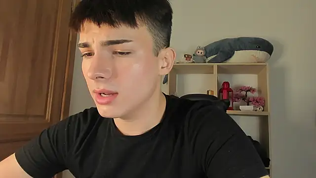 Snapshot of mystic_evan chatting on November 3, 2025, 11:19 pm mystic evan online show from November 3, 2025, 11:19 pm