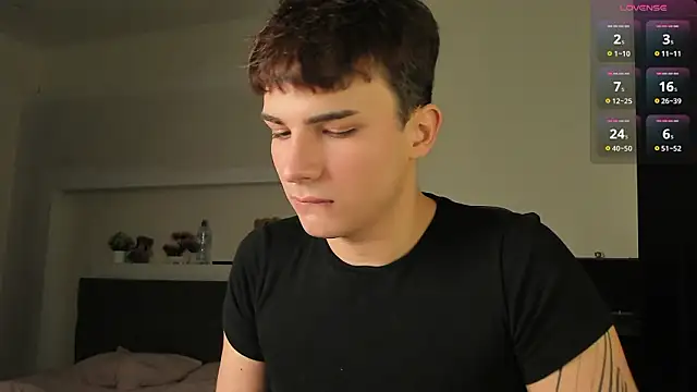 Snapshot of mystic_evan chatting on March 16, 2026, 4:32 pm mystic evan online show from March 16, 2026, 4:32 pm