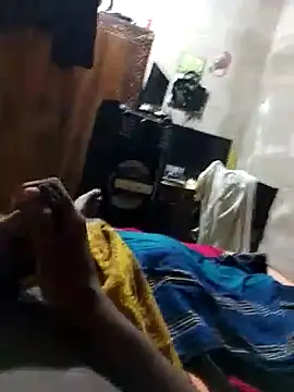 Snapshot of Pogga666 chatting on November 11, 2025, 1:17 pm Pogga666 online show from November 11, 2025, 1:17 pm