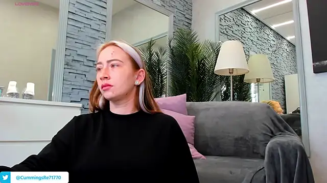 Reina Cummings online show from March 11, 2026, 7:24 am