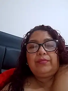 ladytropical1 online show from October 4, 2025, 4:41 pm