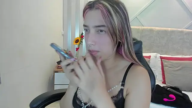 nami sweet  online show from September 19, 2025, 2:37 am