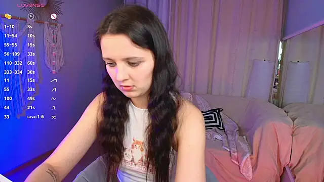 LilLisa online show from March 28, 2026, 4:08 pm