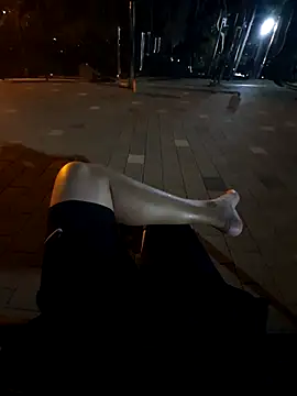 starvingo2002 online show from September 15, 2025, 11:21 am