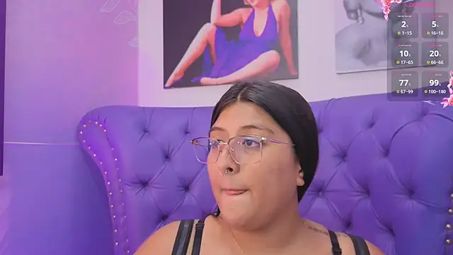 Snapshot of megann__up chatting on July 16, 2026, 3:25 am megann up online show from July 16, 2026, 3:25 am