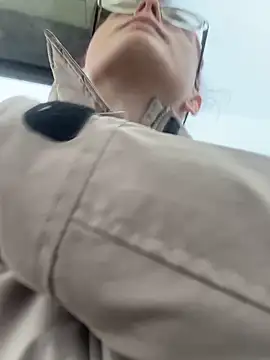 raen001 online show from February 4, 2026, 9:15 am