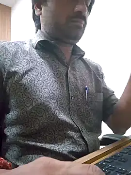 Snapshot of autophile-indian chatting on October 31, 2025, 6:21 am autophile-indian online show from October 31, 2025, 6:21 am