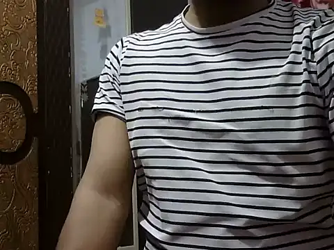 Snapshot of autophile-indian chatting on November 21, 2025, 6:40 pm autophile-indian online show from November 21, 2025, 6:40 pm