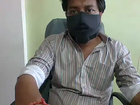 Snapshot of autophile-indian chatting on September 16, 2025, 10:38 am autophile-indian online show from September 16, 2025, 10:38 am